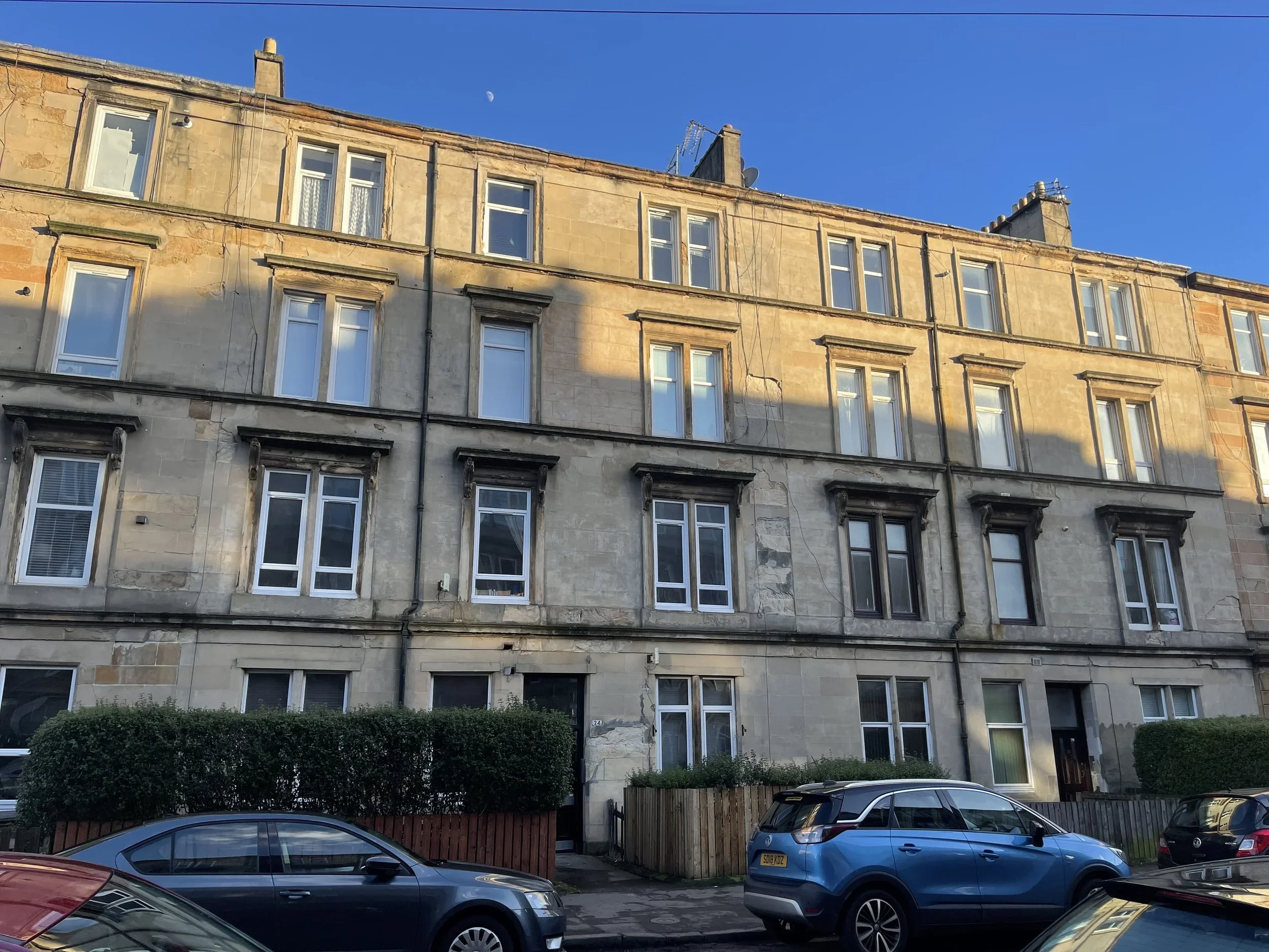 Flat Meadowpark Street in Glasgow