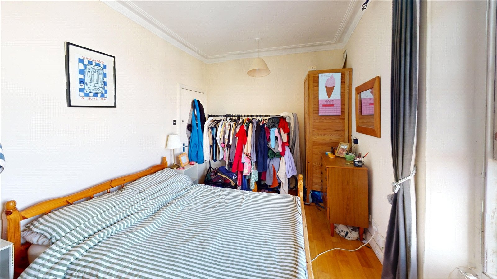 Flat Sydenham Road in Bristol
