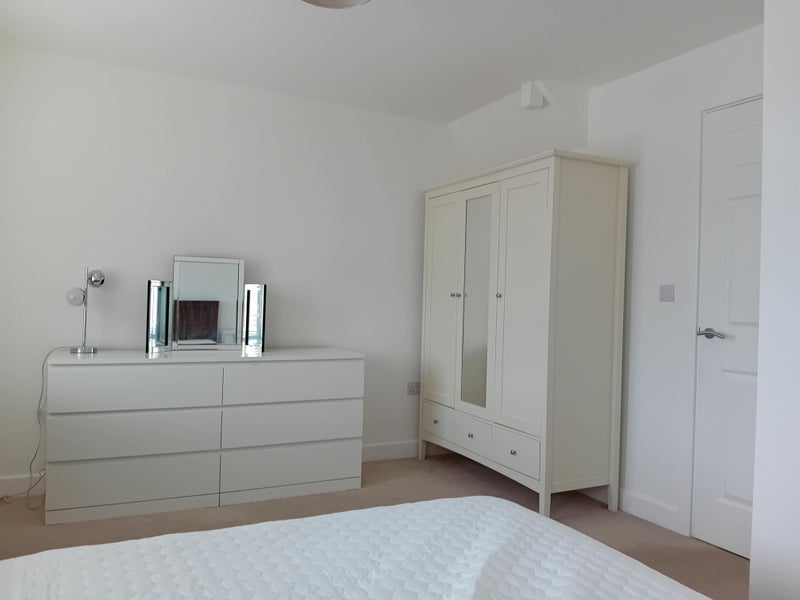 Room Waterside Drive in Frodsham