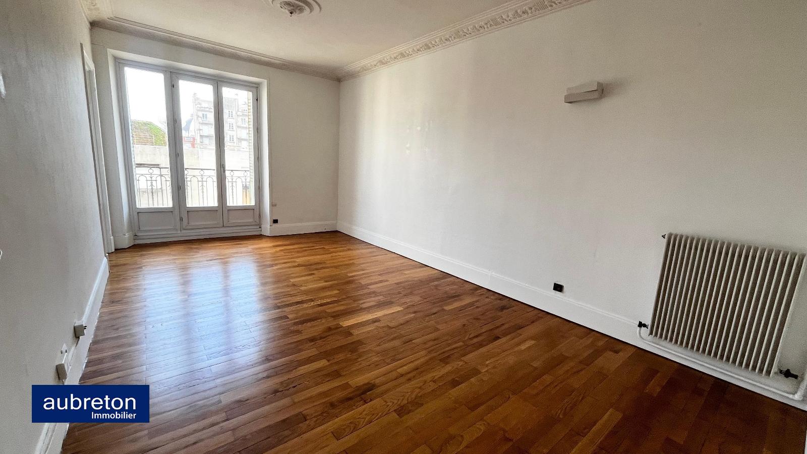 Flat Rue Casimir Brenier in Grenoble