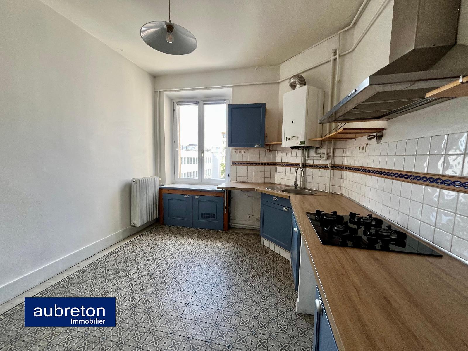 Flat Rue Casimir Brenier in Grenoble
