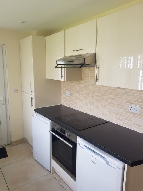 Flat Pen y Graig in Cardiff