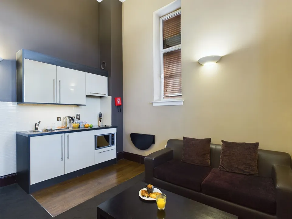 Flat Albion Street in Glasgow