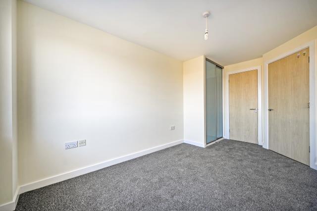 Flat Winterthur Way in Basingstoke and Deane