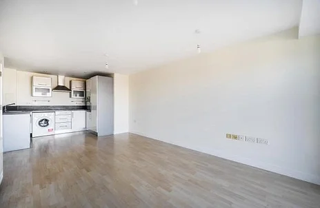 Flat Winterthur Way in Basingstoke and Deane
