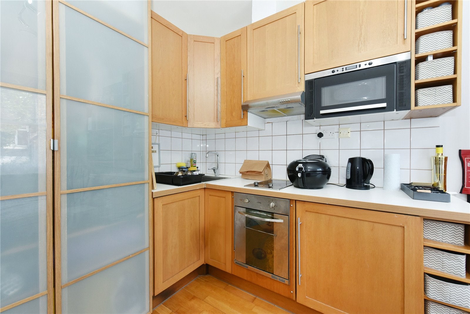 Flat Warbeck Road in Greater London