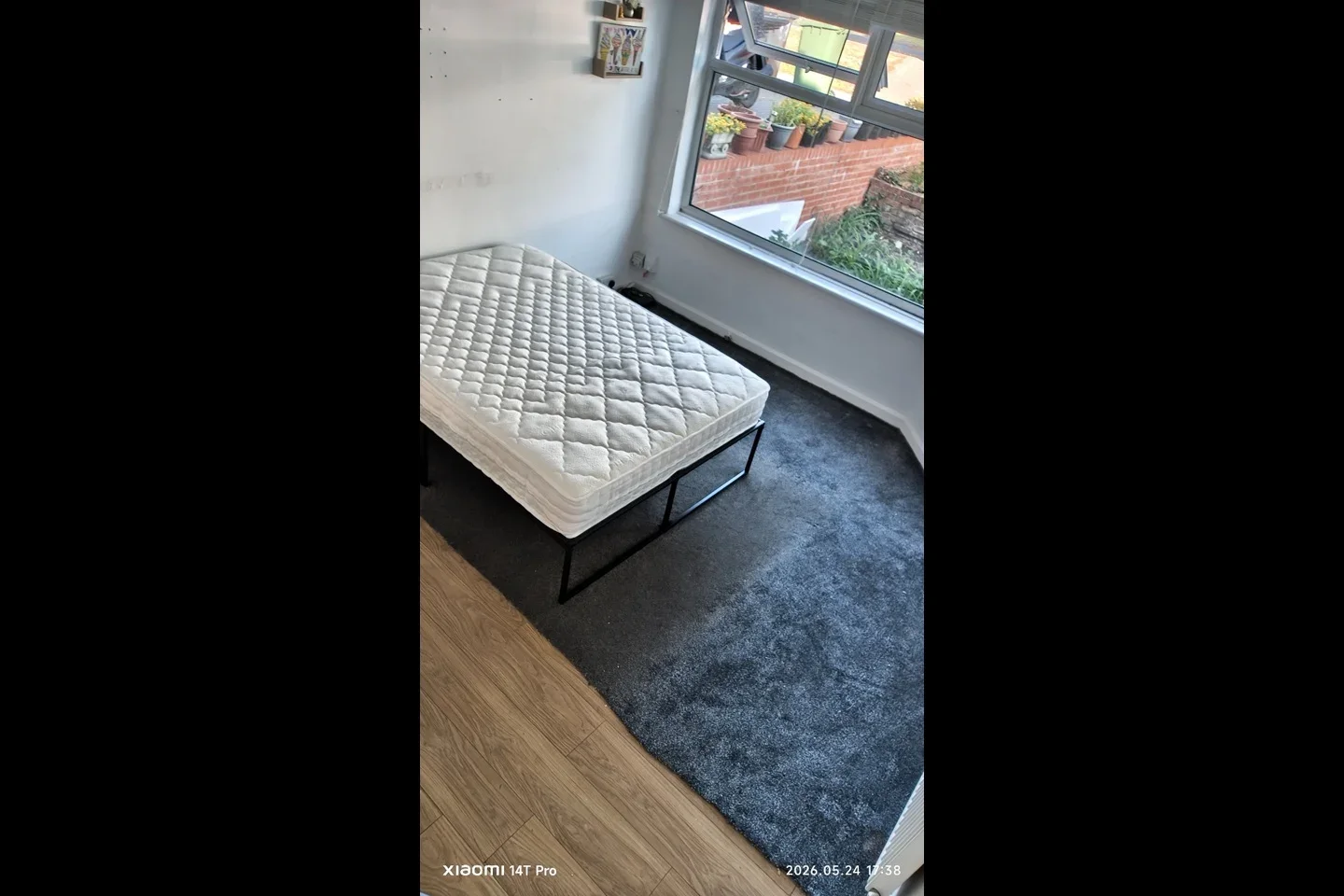Room Bridgewater Road in Greater London
