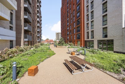 Flat Queen Street in Maidenhead