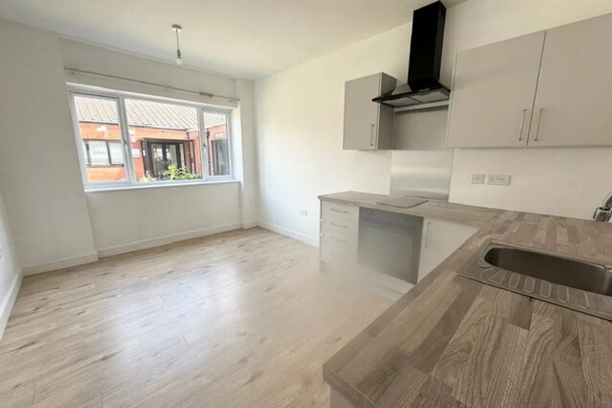 Flat Walker Avenue in Milton Keynes