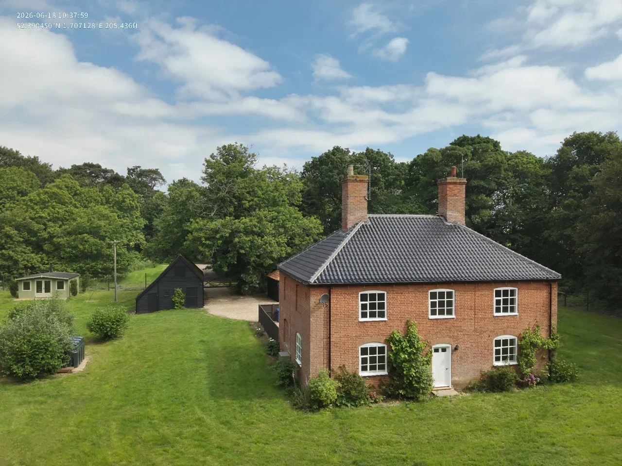 House PRIVATE DRIVE TO KEEPERS COTTAGE in East Suffolk