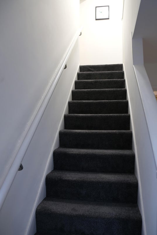 Room Juniper Road in Crawley