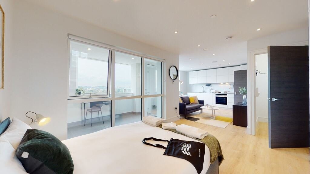 Flat Humphry Repton Lane in Greater London