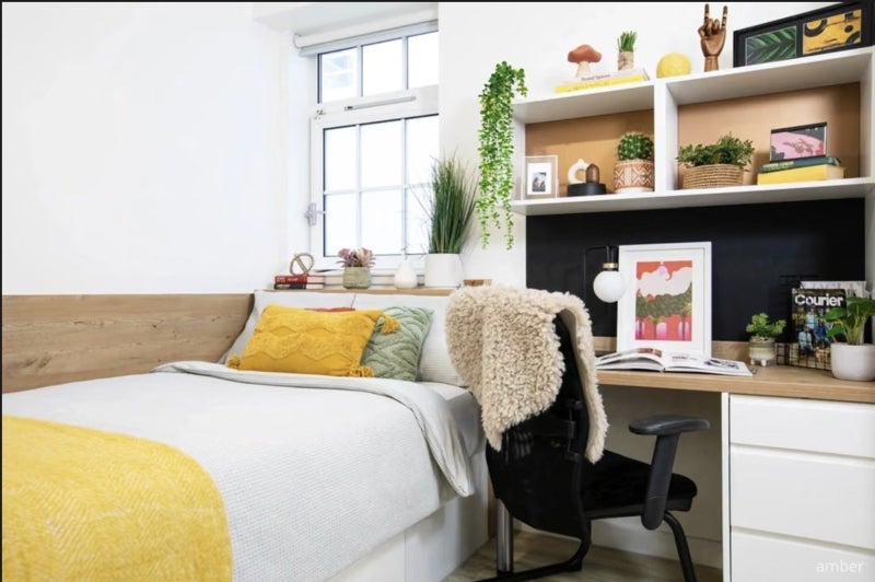 Room St. John Street in Greater London