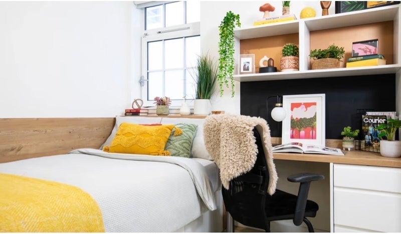 Room St. John Street in Greater London