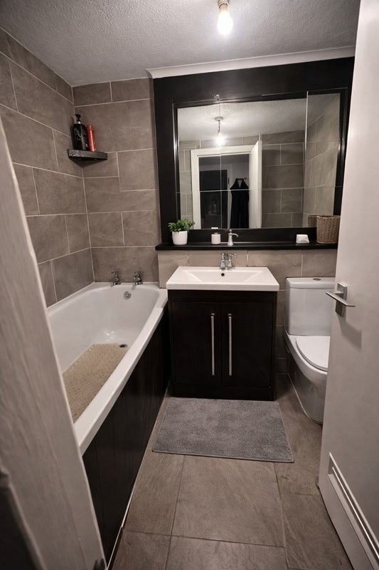 Room Leather Lane in Greater London