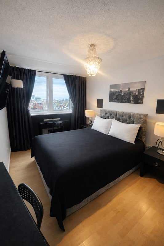 Room Leather Lane in Greater London