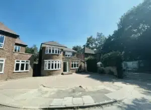 House Danescroft Gardens in Greater London