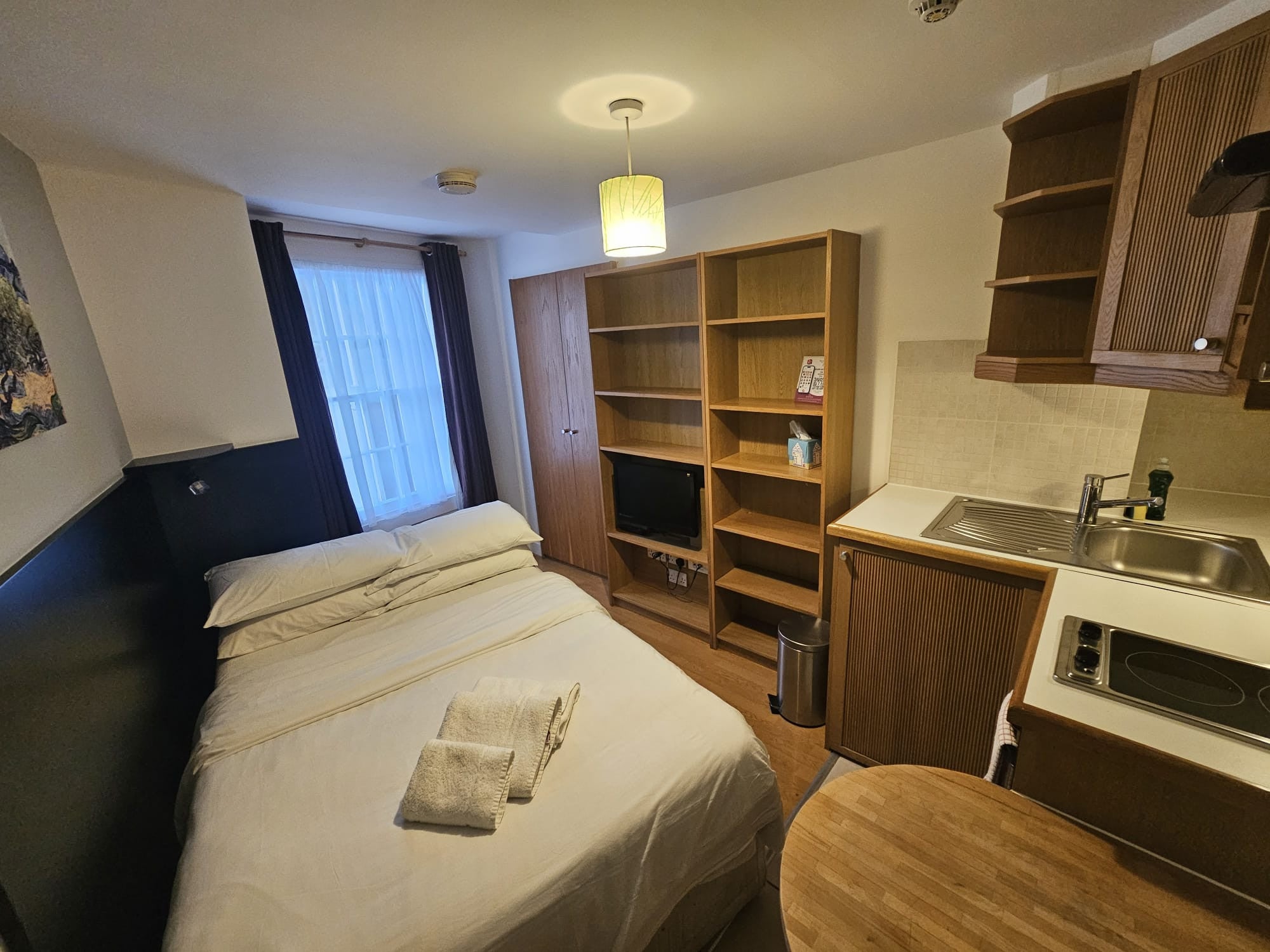 Flat Cartwright Gardens in Greater London