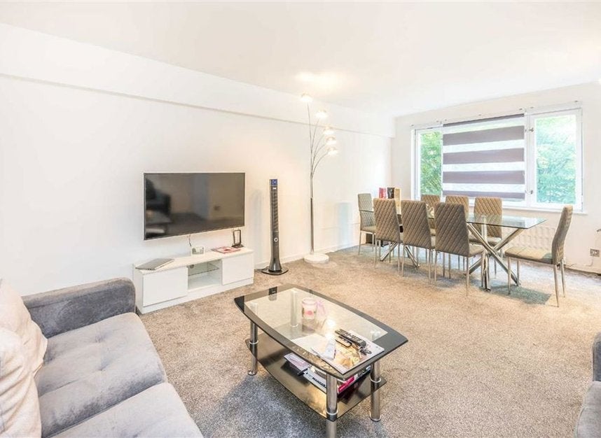 Flat Southwick Street in City of Westminster