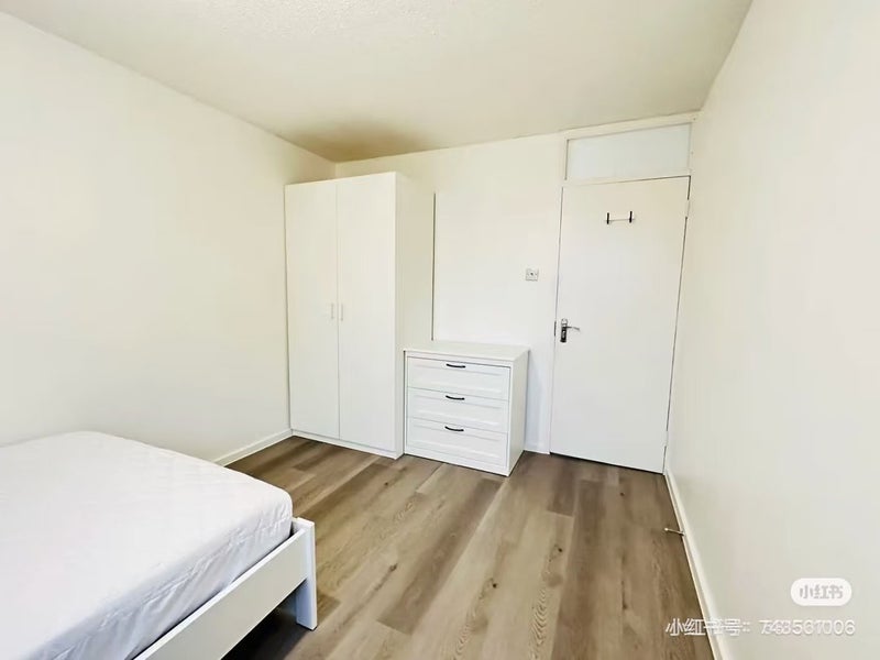Room Chalton Street in Greater London