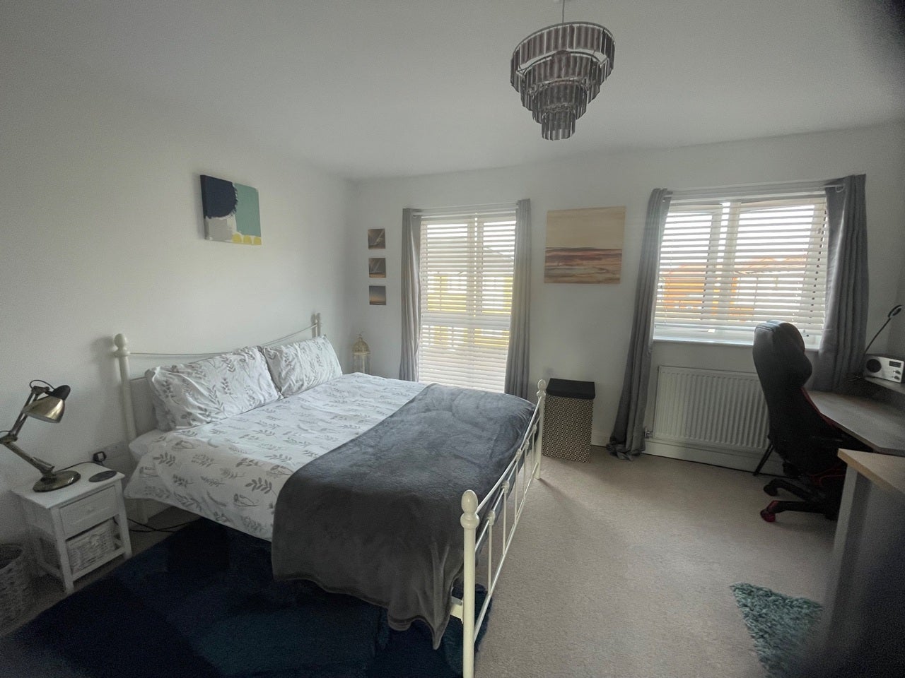 Room Shakespeare Crescent in Folkestone and Hythe District