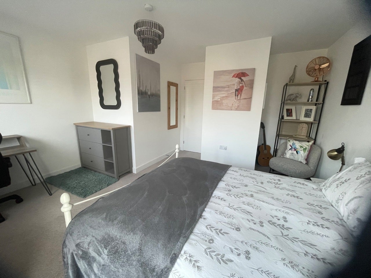 Room Shakespeare Crescent in Folkestone and Hythe District