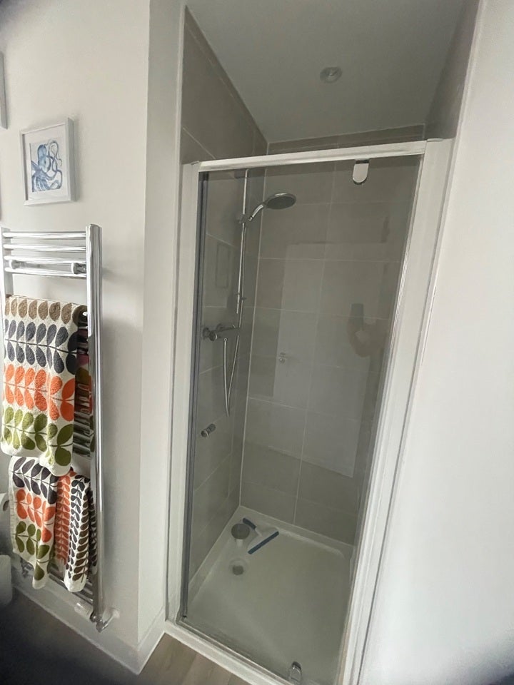 Room Shakespeare Crescent in Folkestone and Hythe District