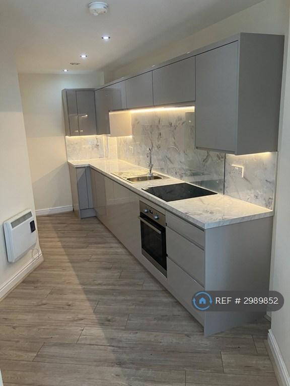 Flat Scotswood Road in Newcastle upon Tyne