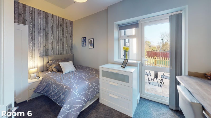 Room Pentland Avenue in Chelmsford