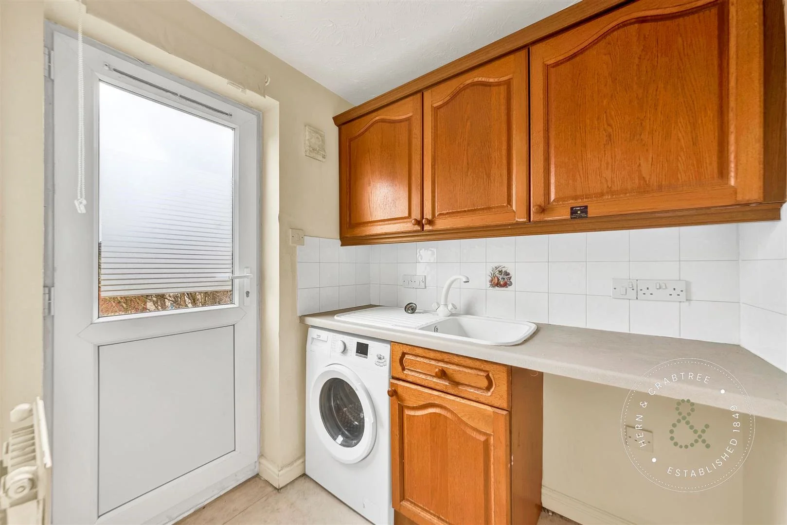 Flat Dartington Drive in Cardiff