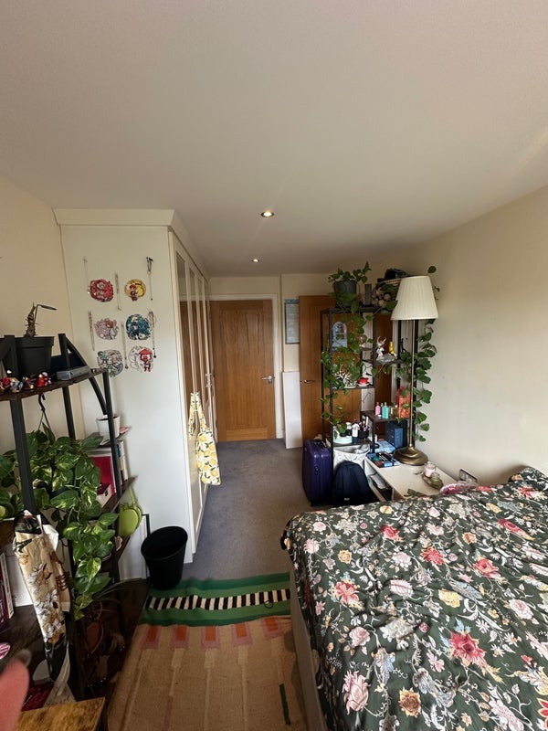 Room Wards Wharf Approach in Greater London