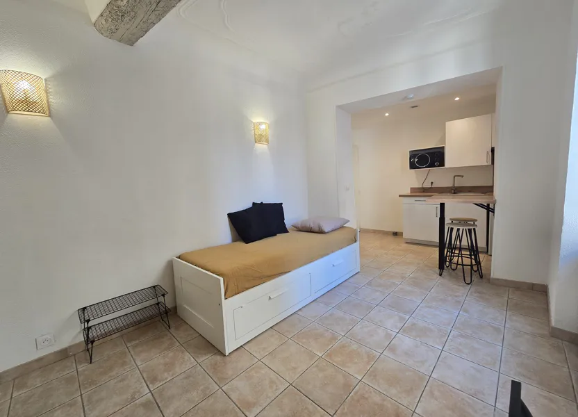 Flat Rue Pascalis in Eyguières