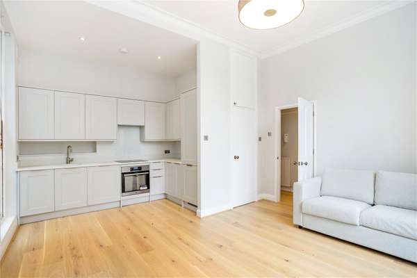 Flat Blomfield Road in City of Westminster
