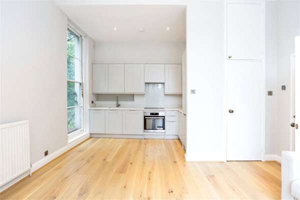 Flat Blomfield Road in City of Westminster