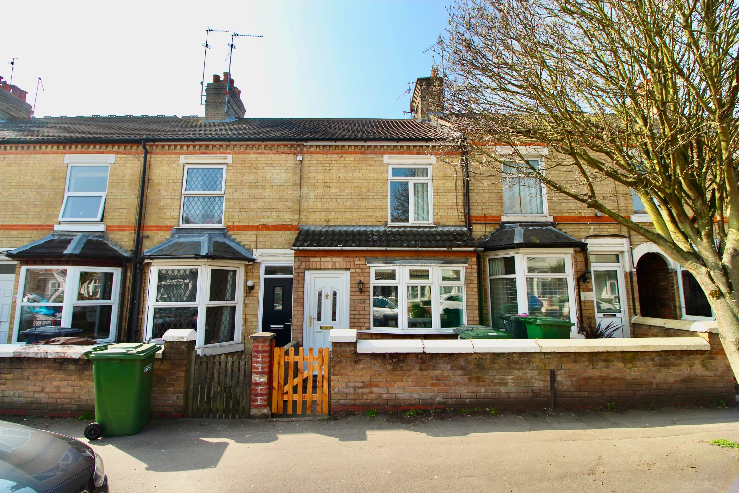 House Belsize Avenue in Peterborough