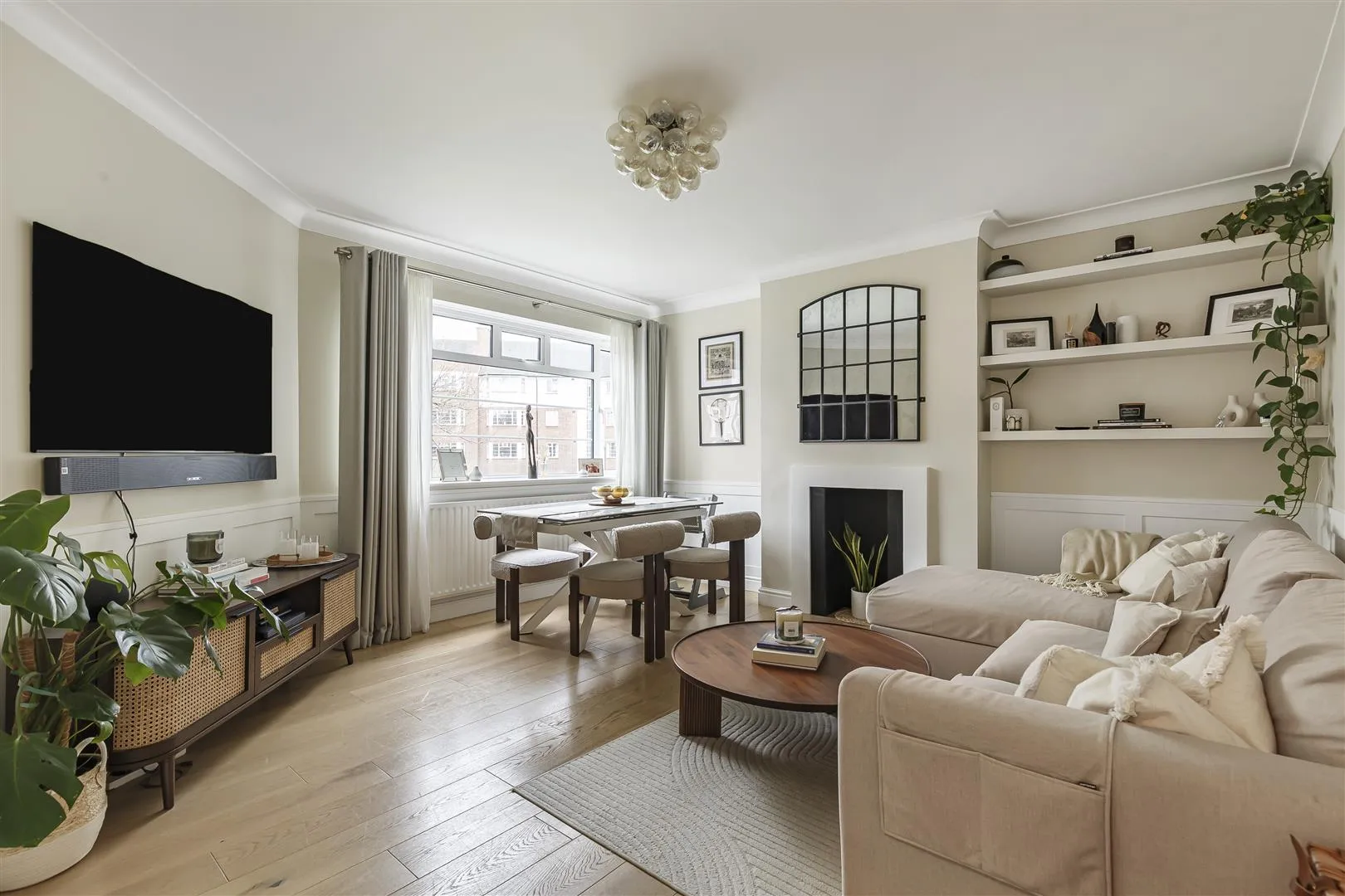 Flat Palmers Passage in Greater London