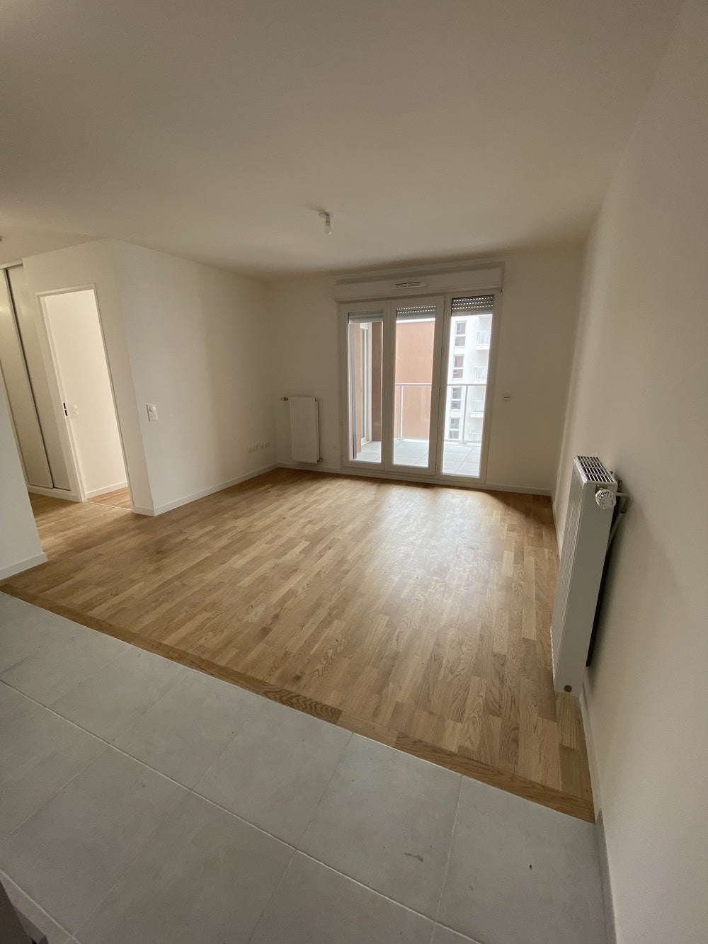 Flat Avenue Gaston Roussel in Romainville