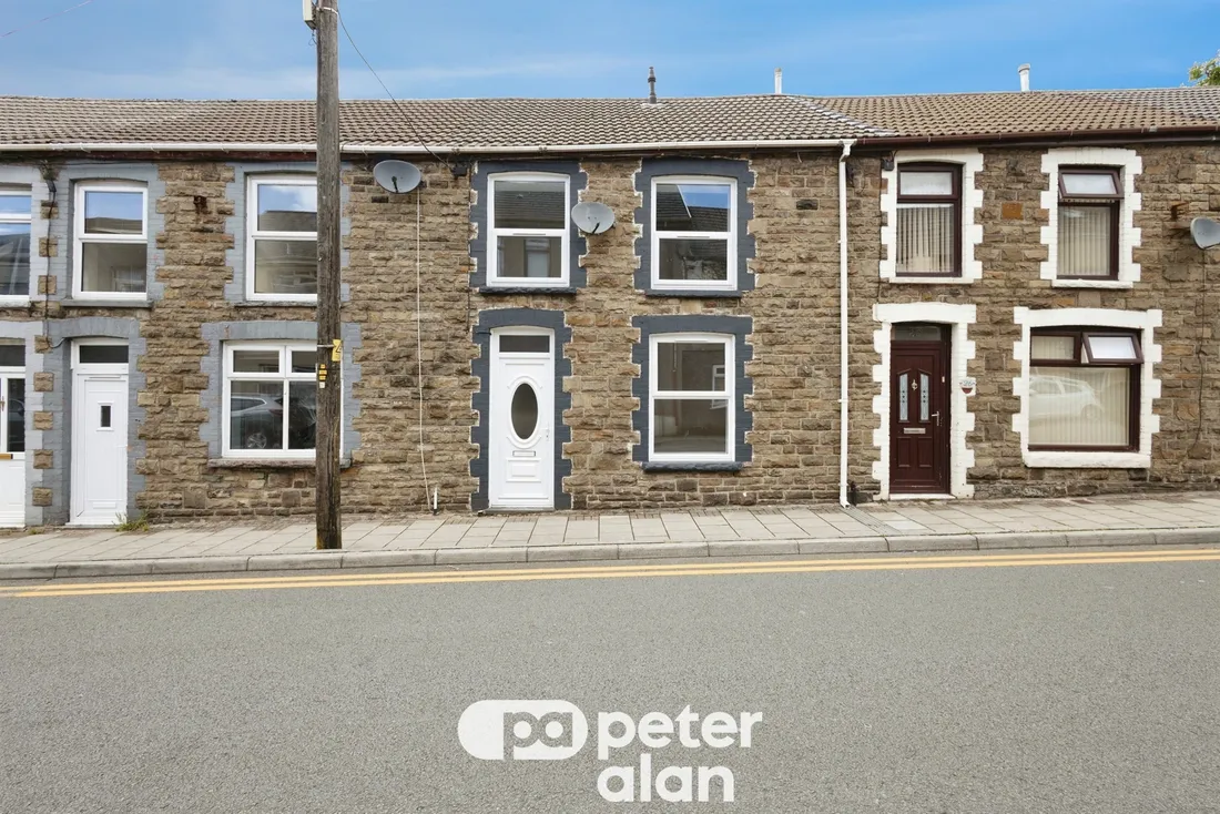 House Caerau Road in Caerau