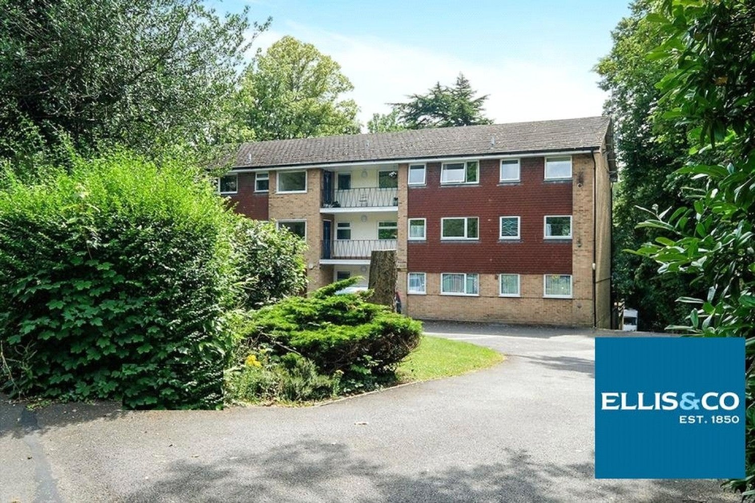 Flat Sandhurst Road in Tunbridge Wells