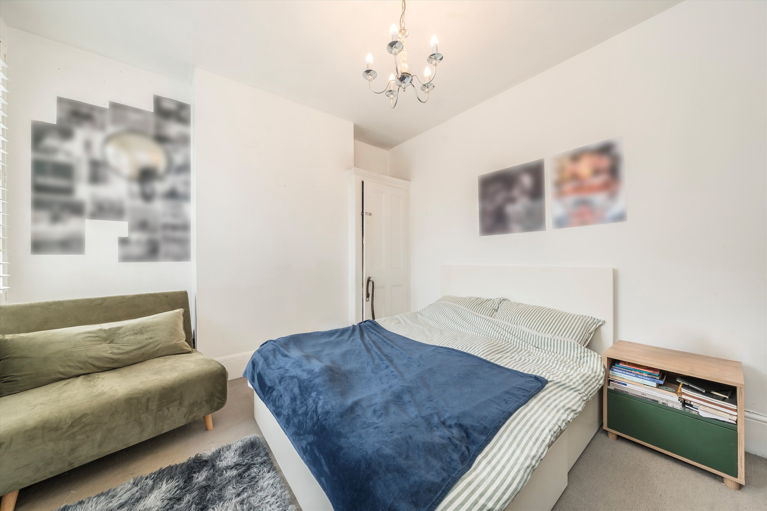 Flat Cowley Road in Greater London