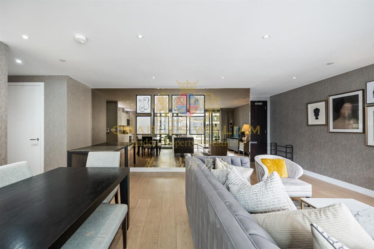 Flat Limeharbour in Greater London
