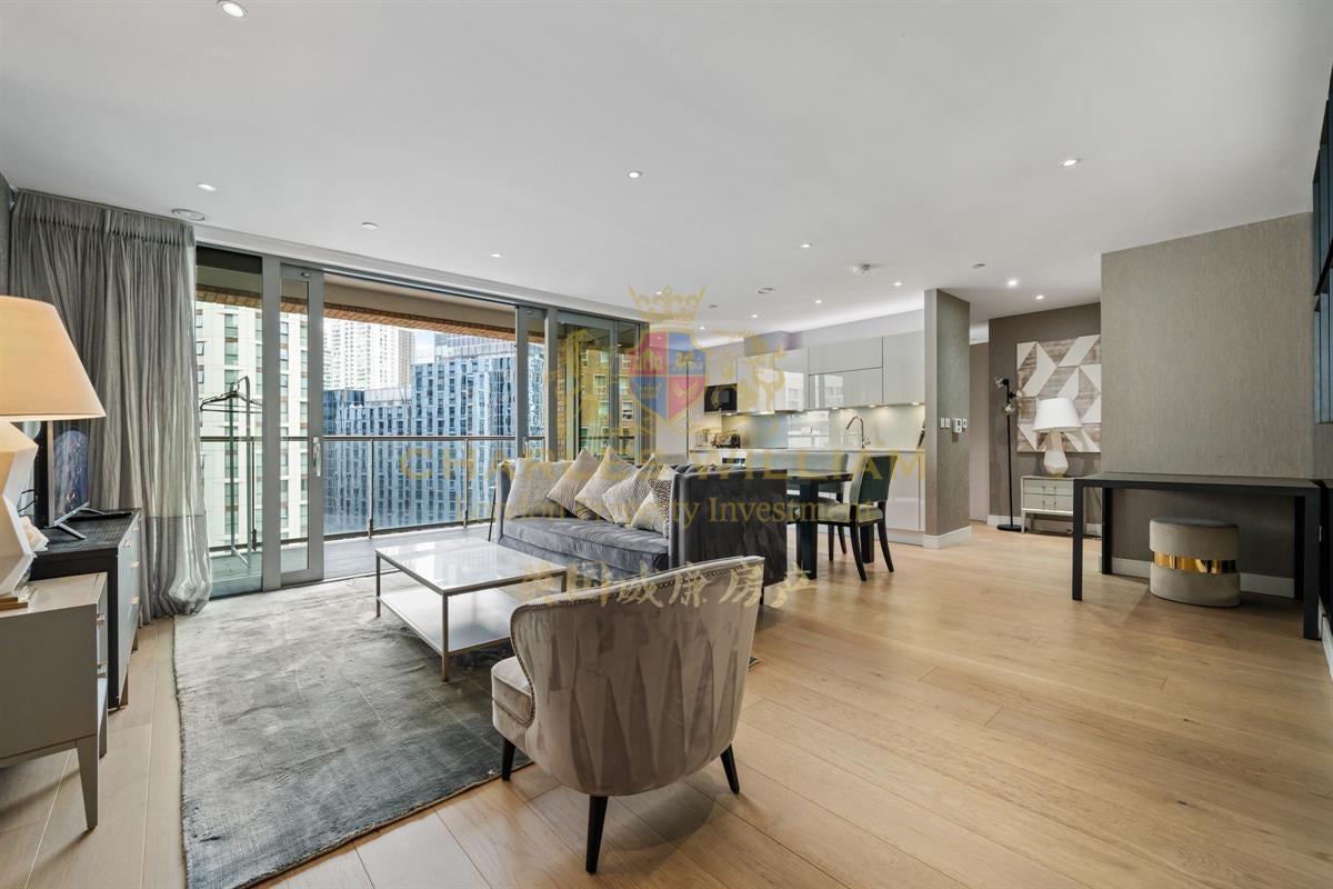 Flat Limeharbour in Greater London