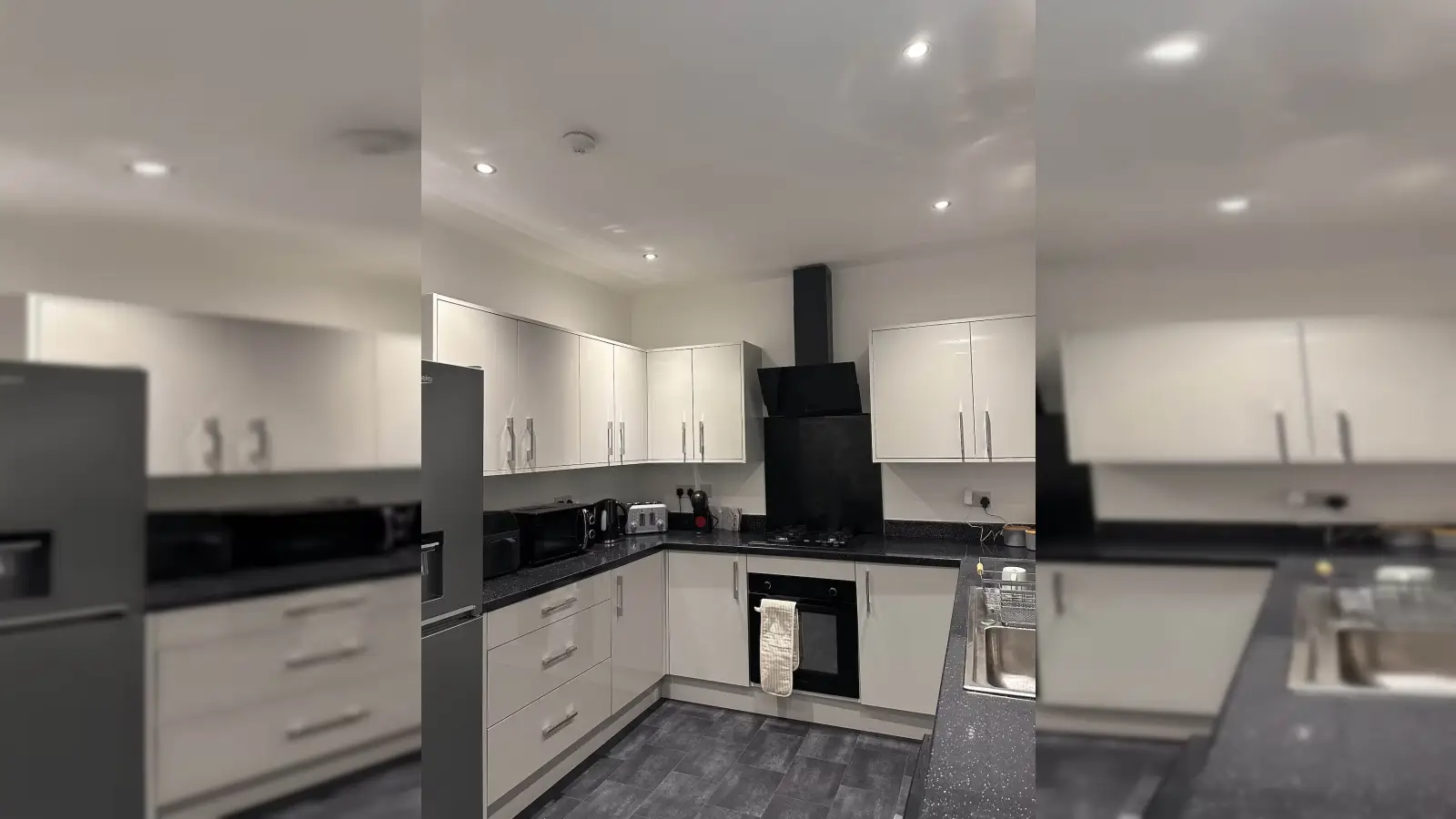 Flat Bernard Grove in Bolton