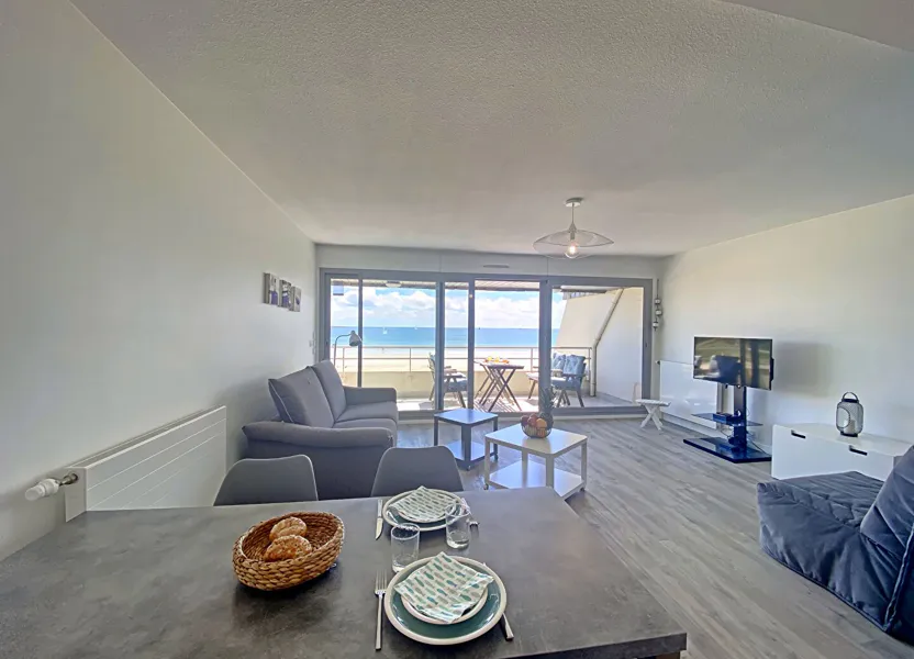 Flat Boulevard des Dunes in Larmor-Plage