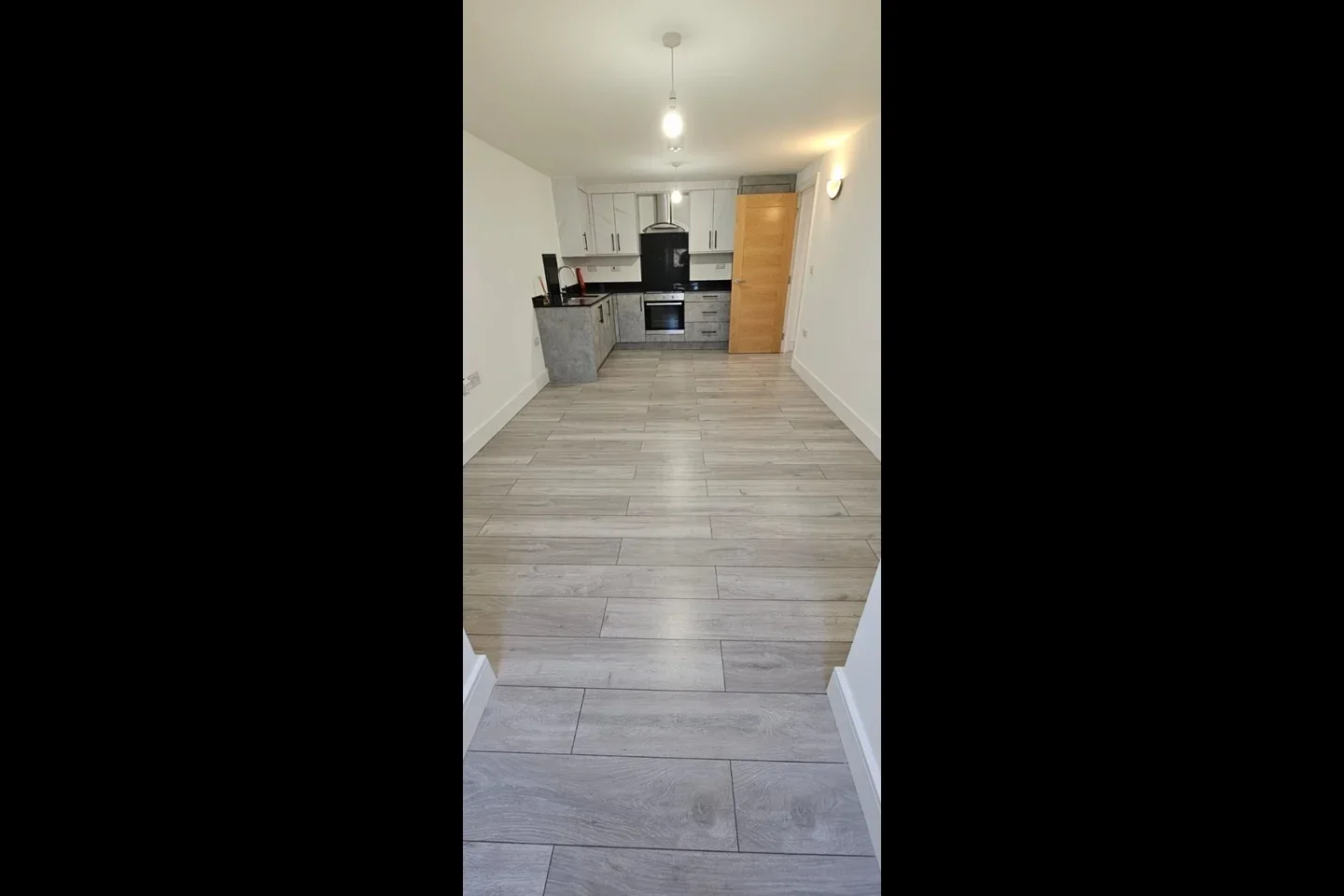 Flat Kitchener Road in High Wycombe