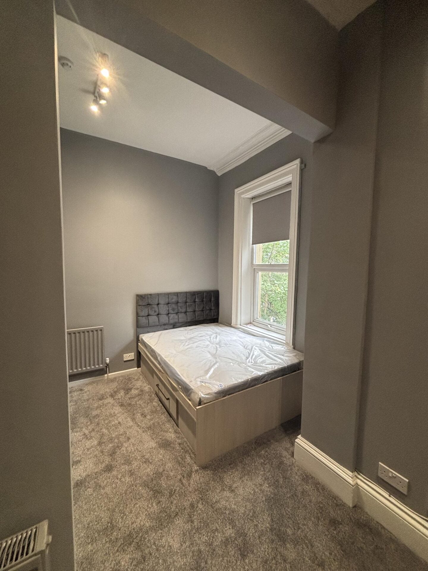 Flat Ashwood Villas in Leeds