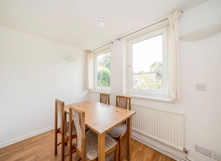 House Burlington Close in City of Westminster