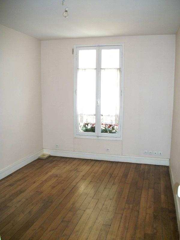 Flat Rue du Commandant Pilot in Neuilly-sur-Seine