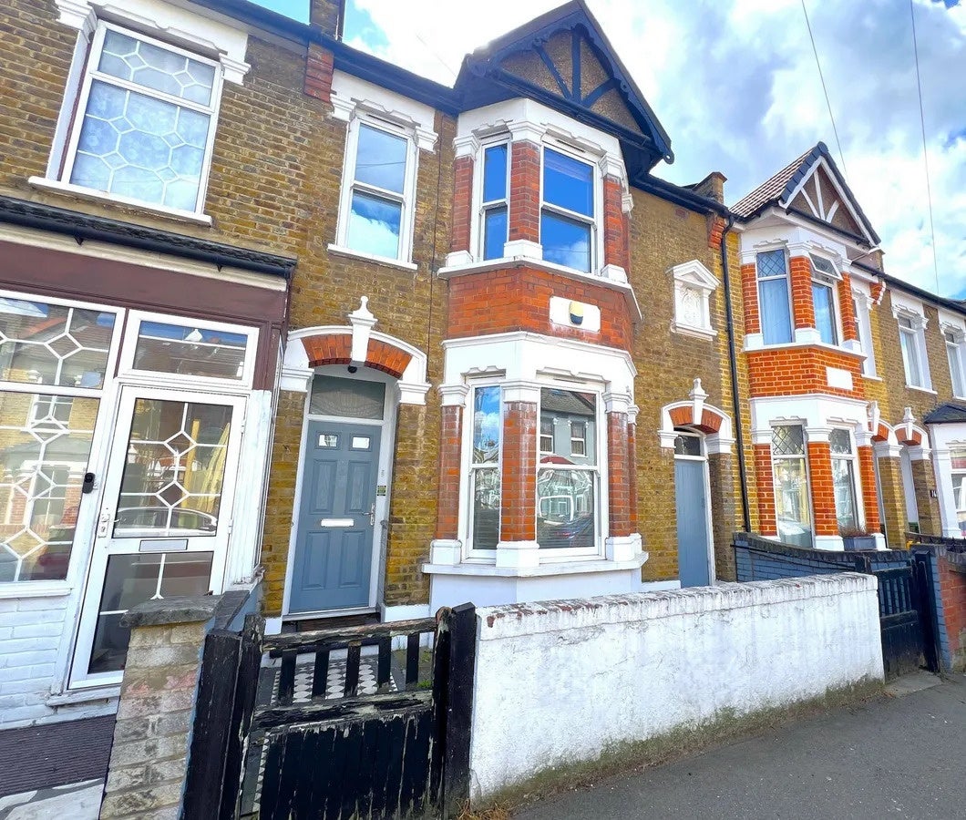 House Mitcham Road in Greater London