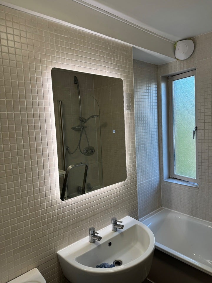 Room Caledonian Road in Greater London